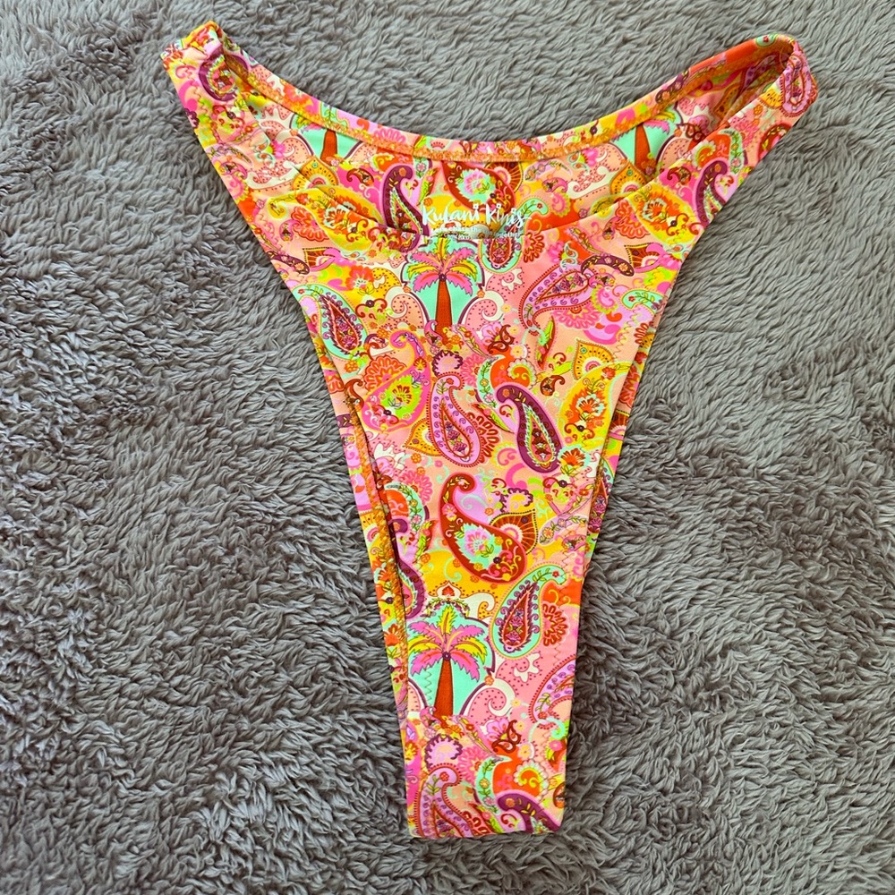 Kulani Kinis high waisted bottom